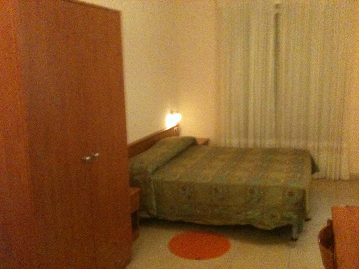 Hotel Arma Ristorante Arma di Taggia Luaran gambar