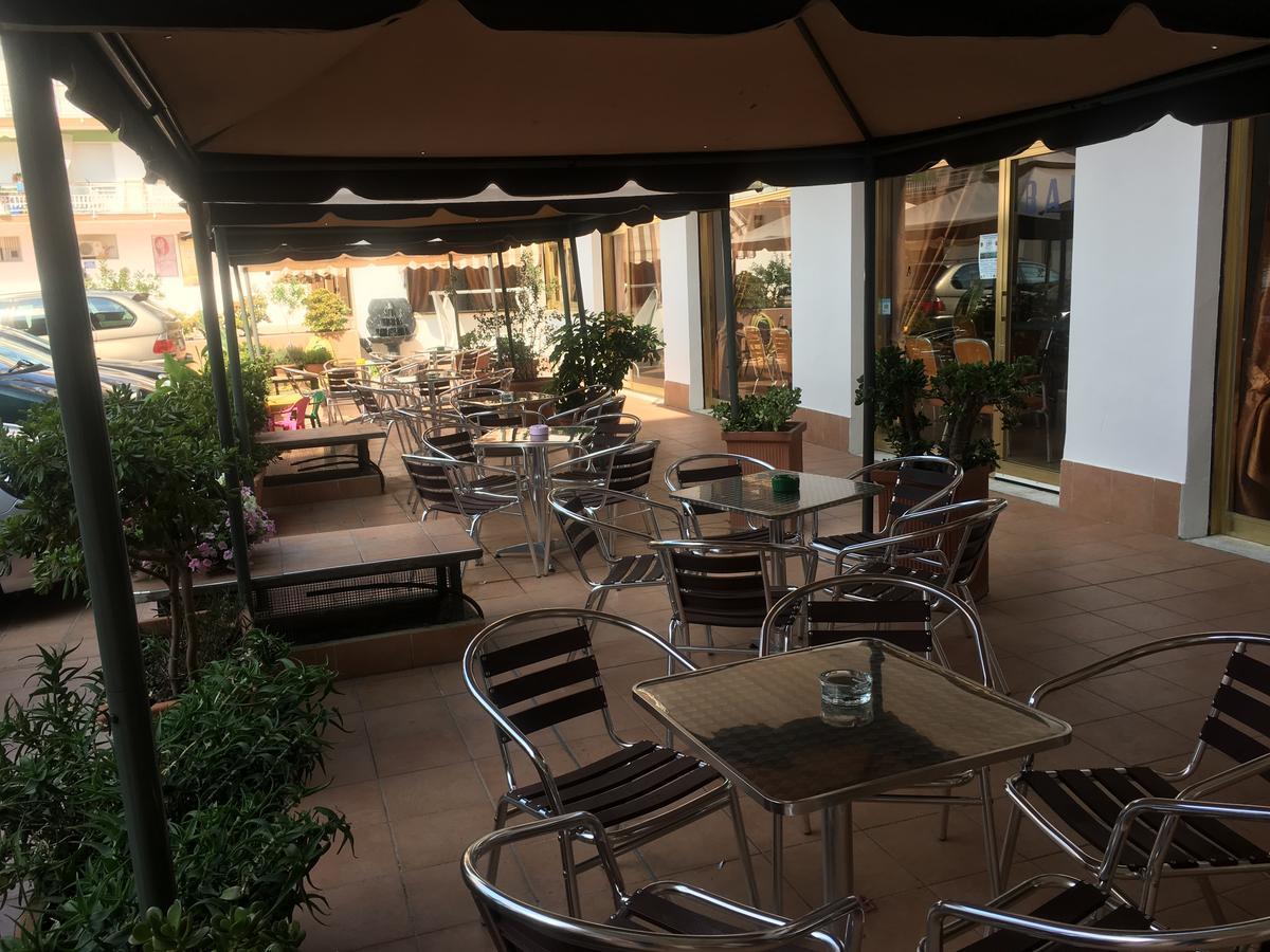 Hotel Arma Ristorante Arma di Taggia Luaran gambar