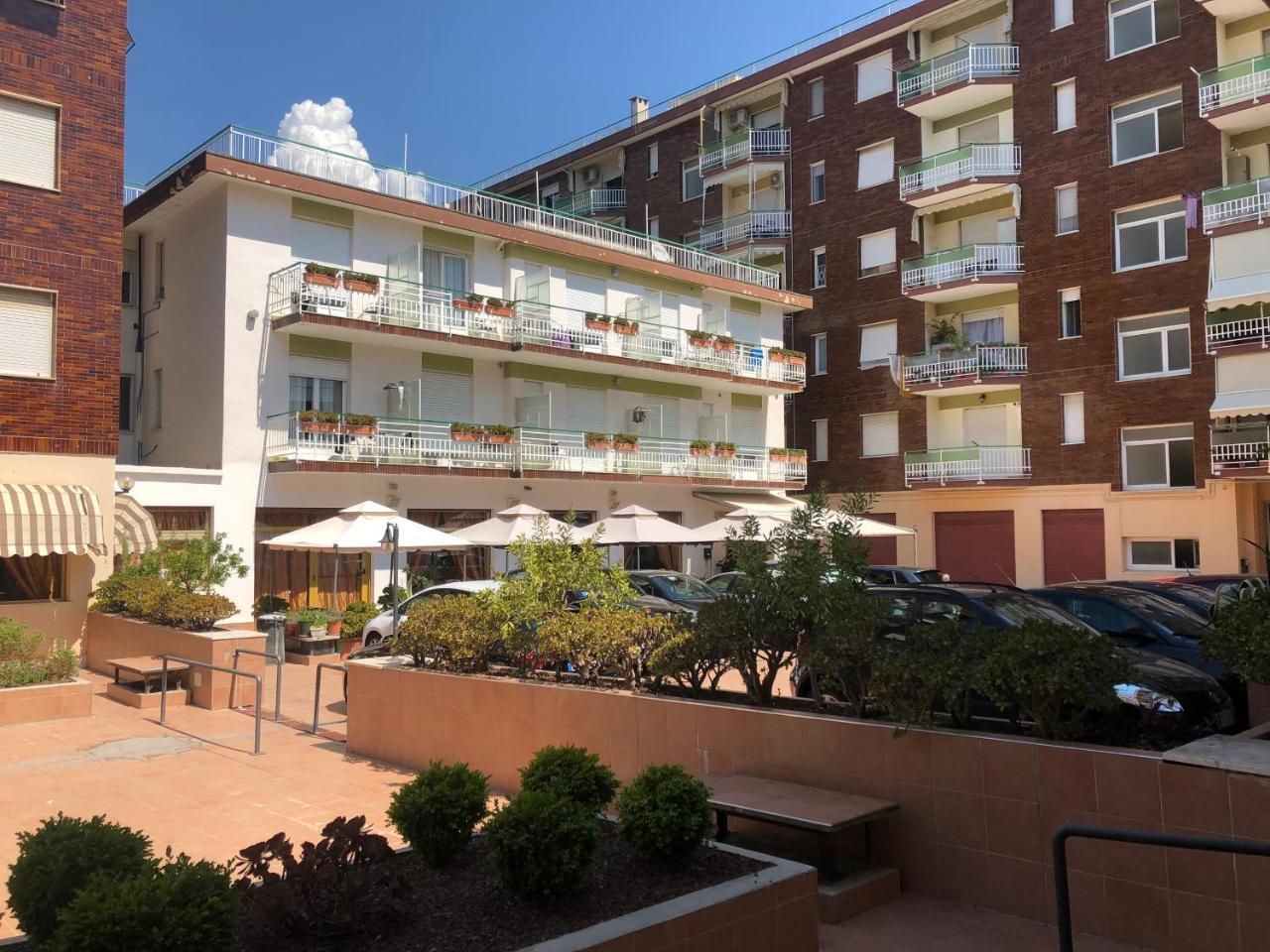 Hotel Arma Ristorante Arma di Taggia Luaran gambar